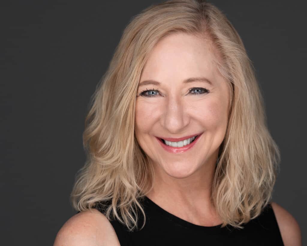 Colleen, the creator of The Food Blog.